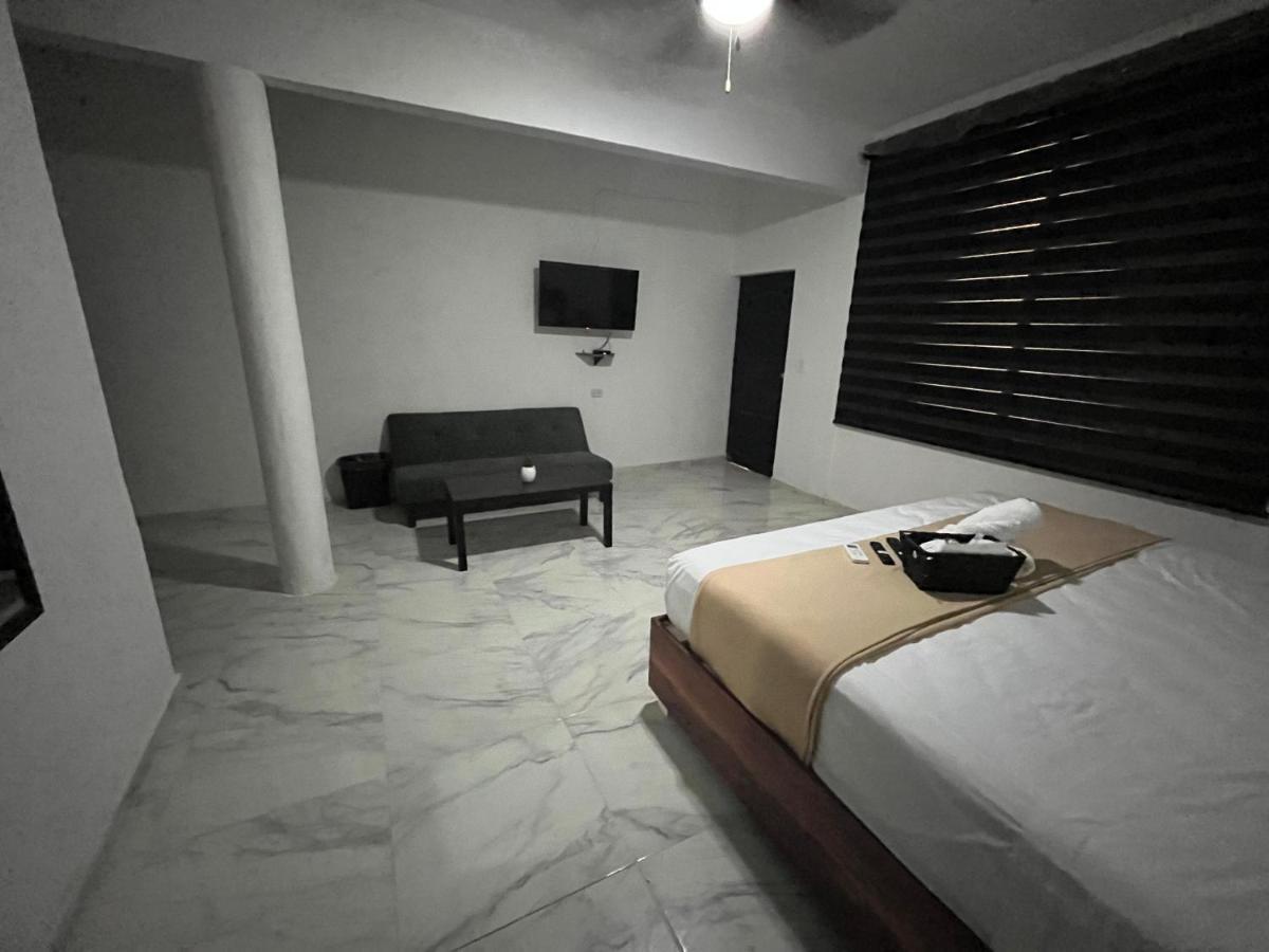 מלון פלאייה דל כרמן Balam Playa - 15Th Ave מראה חיצוני תמונה A room in the hotel